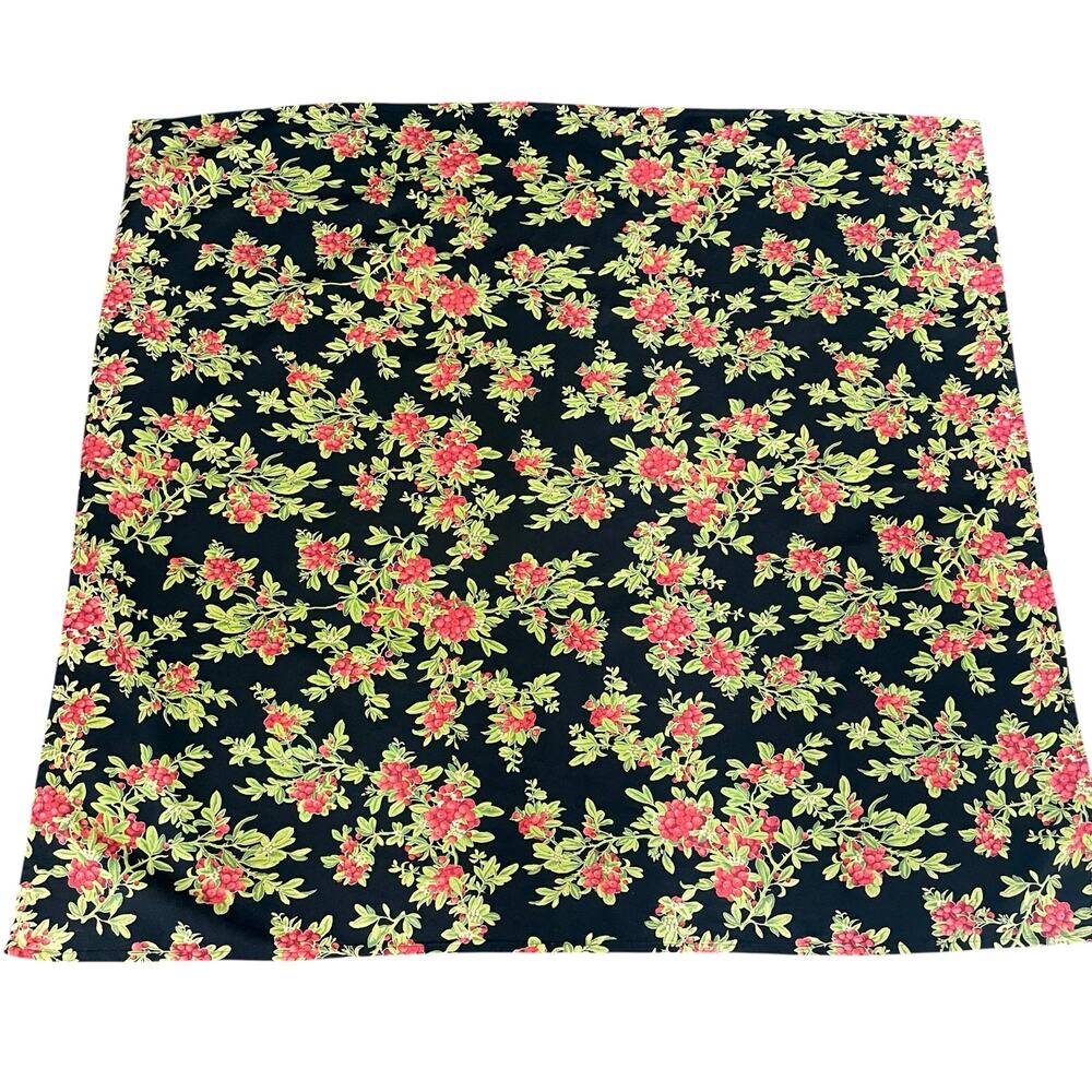 April Cornell Christmas Mistletoe Rectangular Tablecoth Size 52" x 47" Cotton